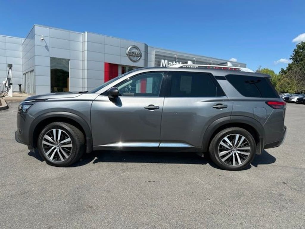 Certified 2024 Nissan Pathfinder Platinum SUV