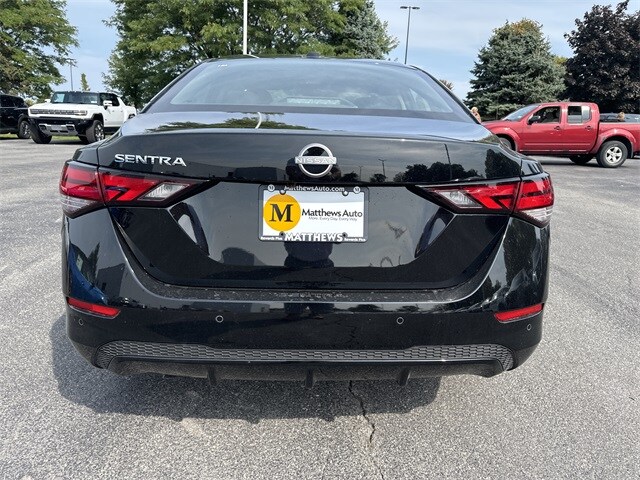 2025 Nissan Sentra SV photo 4