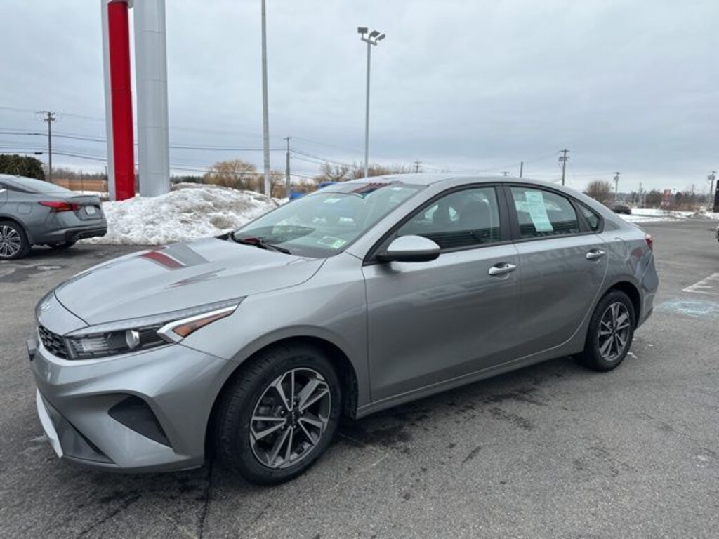 Used 2023 Kia Forte LXS Sedan