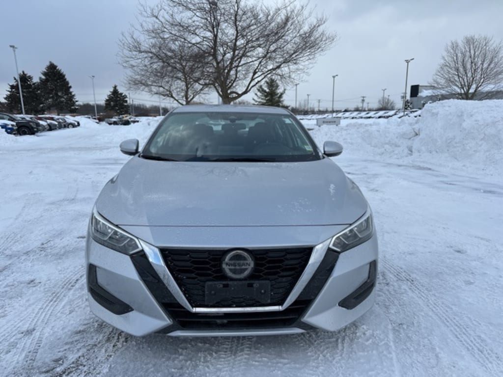 Certified 2020 Nissan