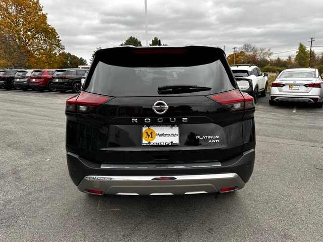 2021 Nissan Rogue Platinum photo 4