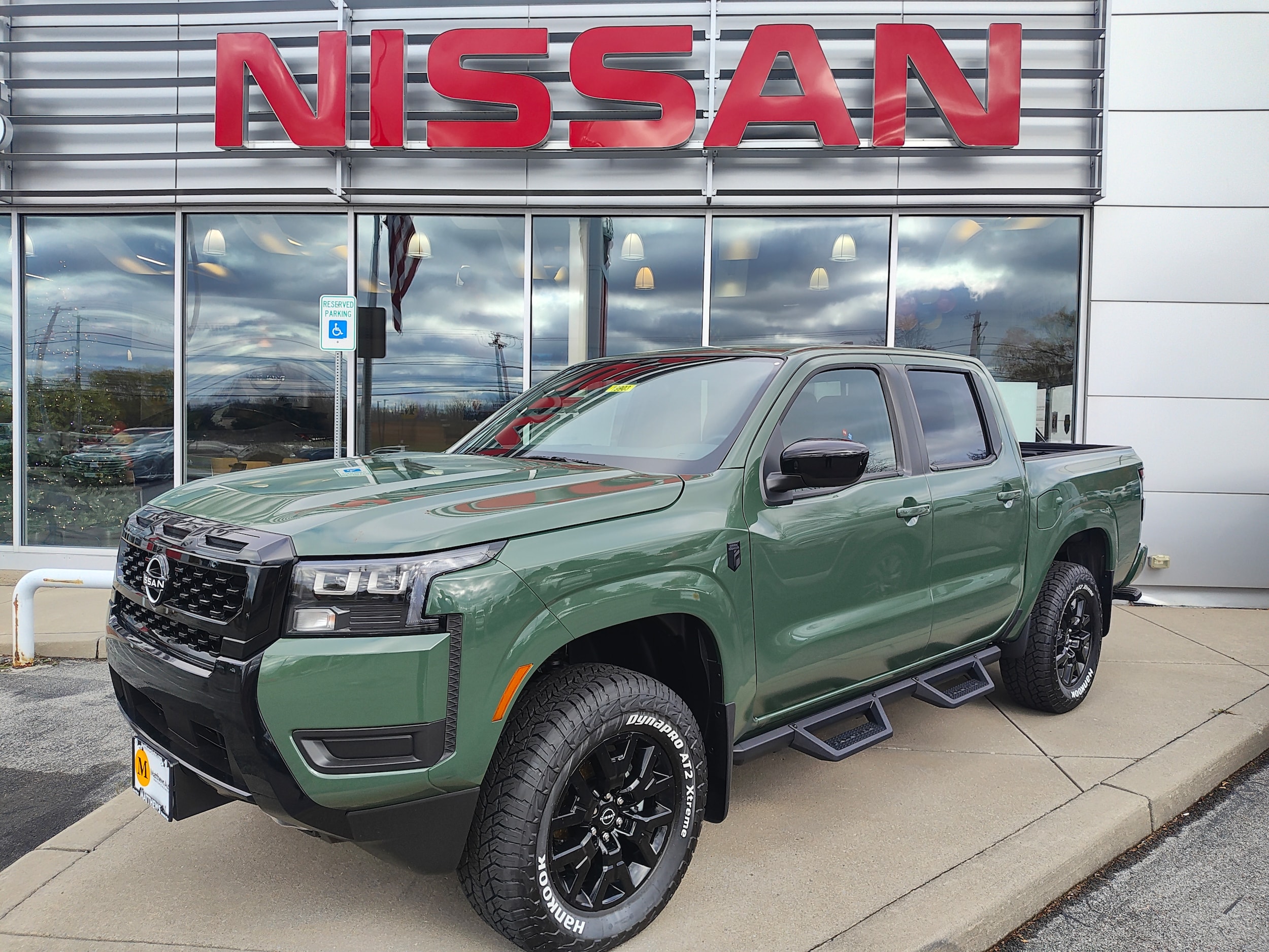 2026 Nissan Frontier SV's photo