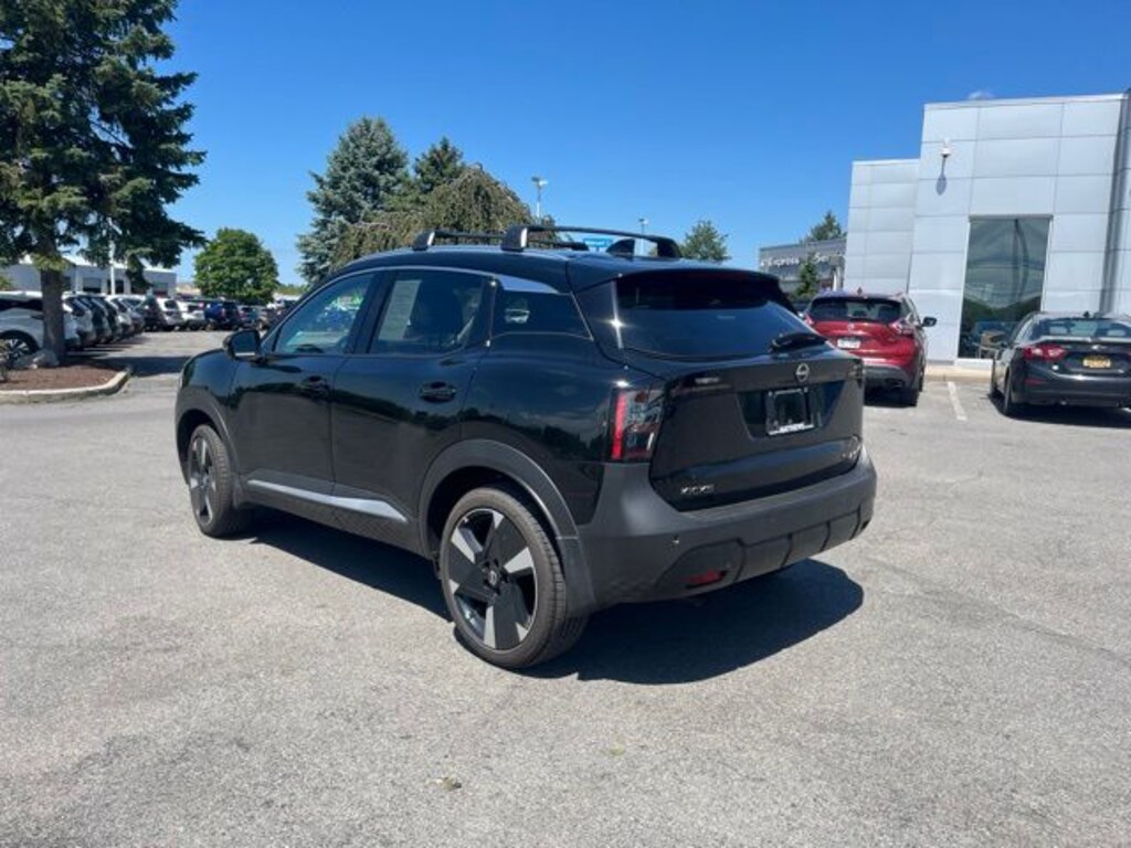 Certified 2026 Nissan Kicks SR SUV