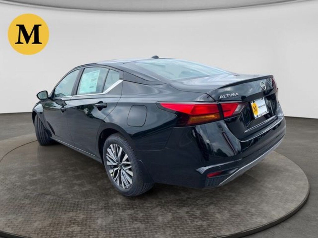 New 2026 Nissan Altima SV Sedan