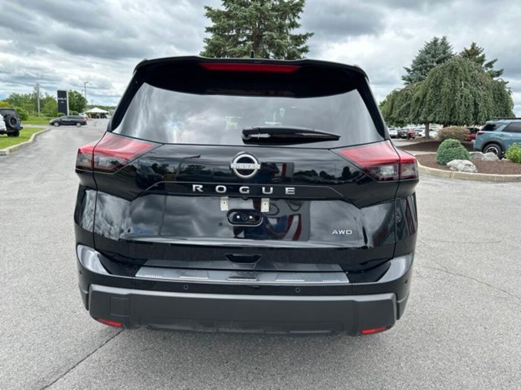Certified 2026 Nissan Rogue SV SUV