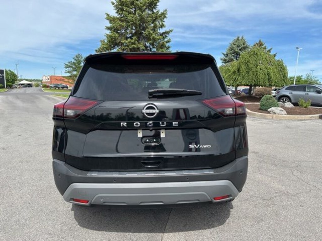 Used 2023 Nissan Rogue SV SUV
