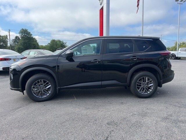 2026 Nissan Rogue S photo 4