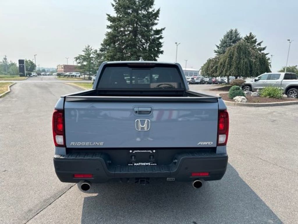 Used 2023 Honda Ridgeline RTL-E Truck Crew Cab
