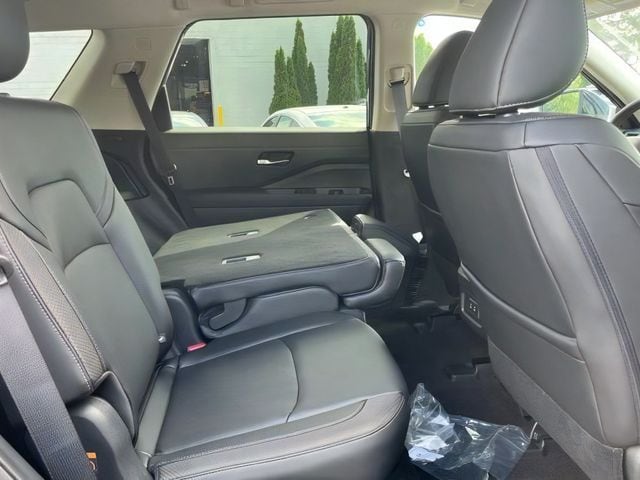 2026 Nissan Pathfinder SL - Photo 15