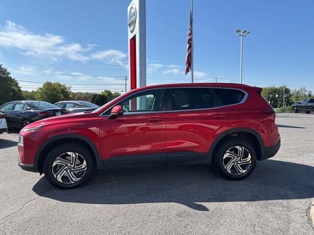 2023 Hyundai Santa Fe SE photo 2