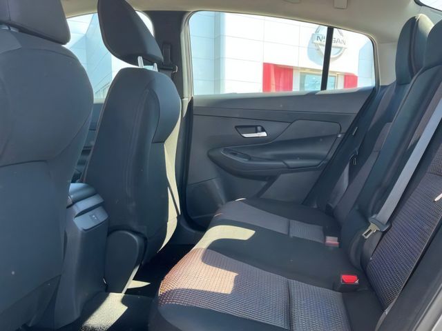 2026 Nissan Sentra SR - Photo 12