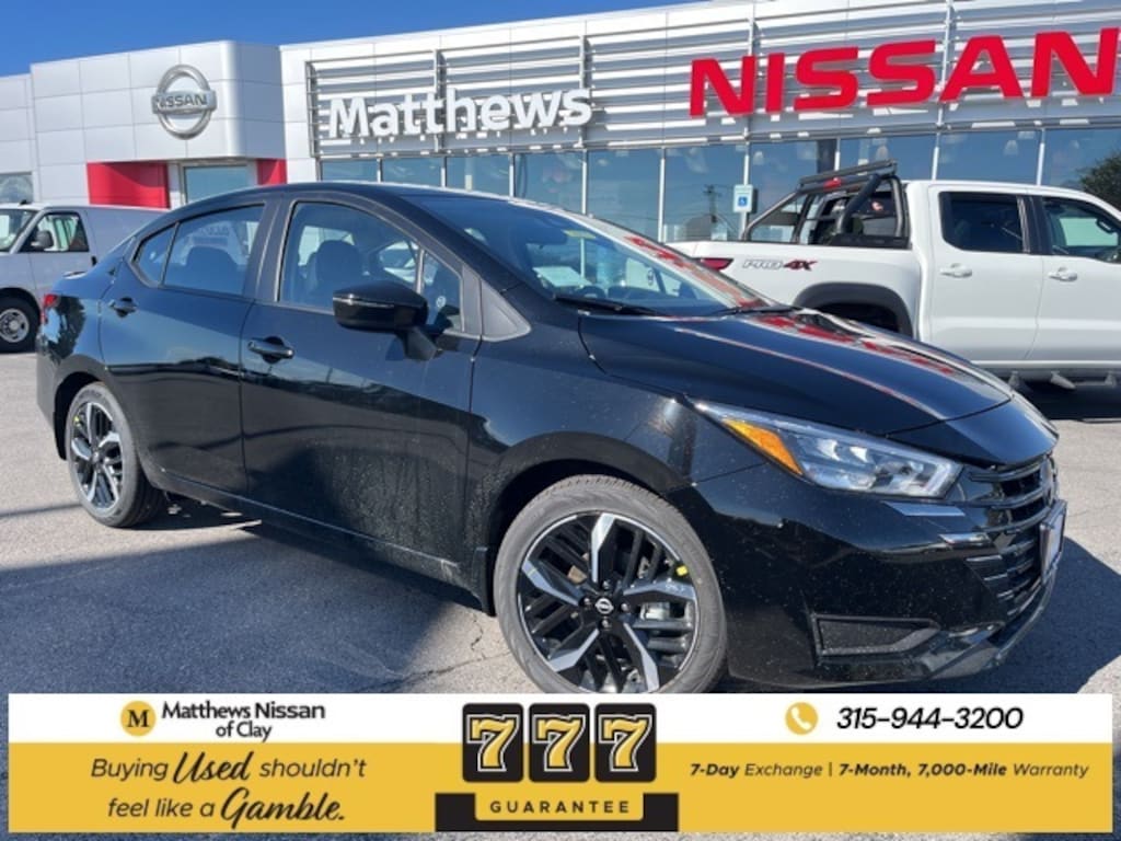 New 2025 Nissan Versa 1.6 SR Sedan