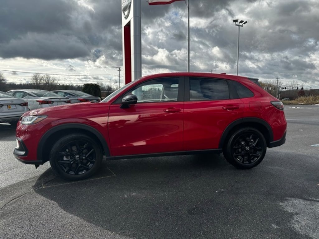 Used 2025 Honda HR-V Sport SUV