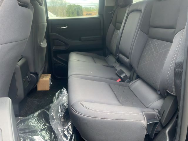 2026 Nissan Frontier SV - Photo 9
