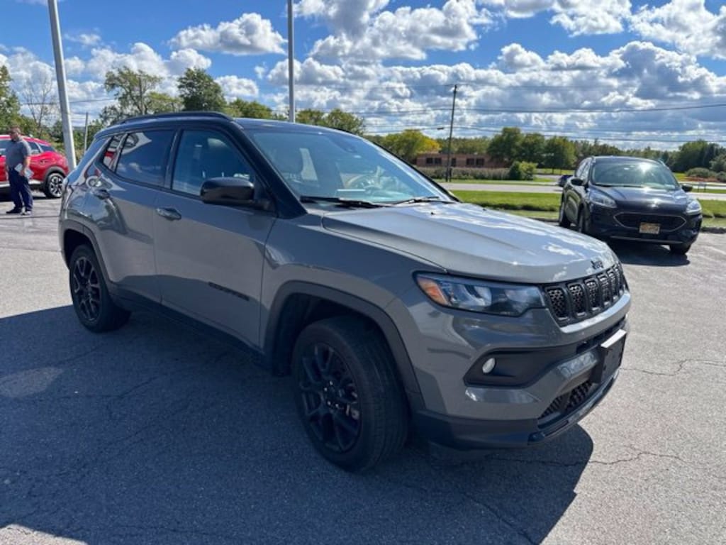 Used 2023 Jeep