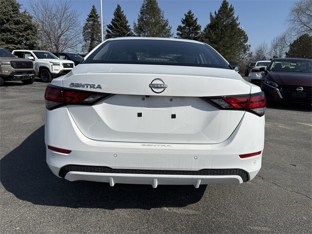2025 Nissan Sentra S photo 4
