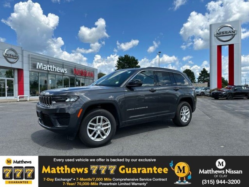 Used 2025 Jeep Grand Cherokee Laredo SUV