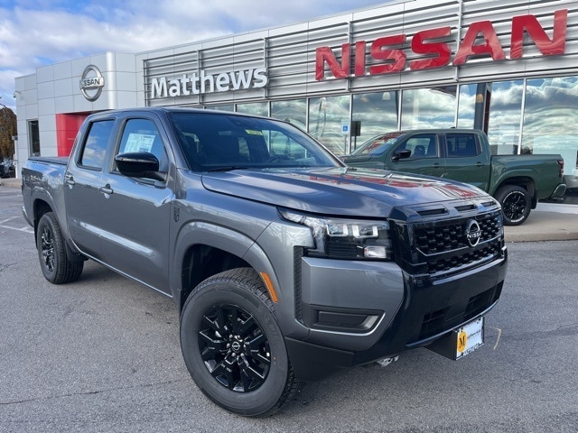2026 Nissan Frontier SV's photo