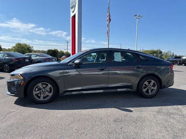 2023 Kia K5 LXS photo 4