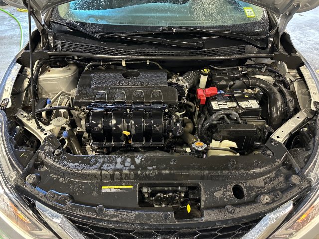 Additional photo of vehicle.