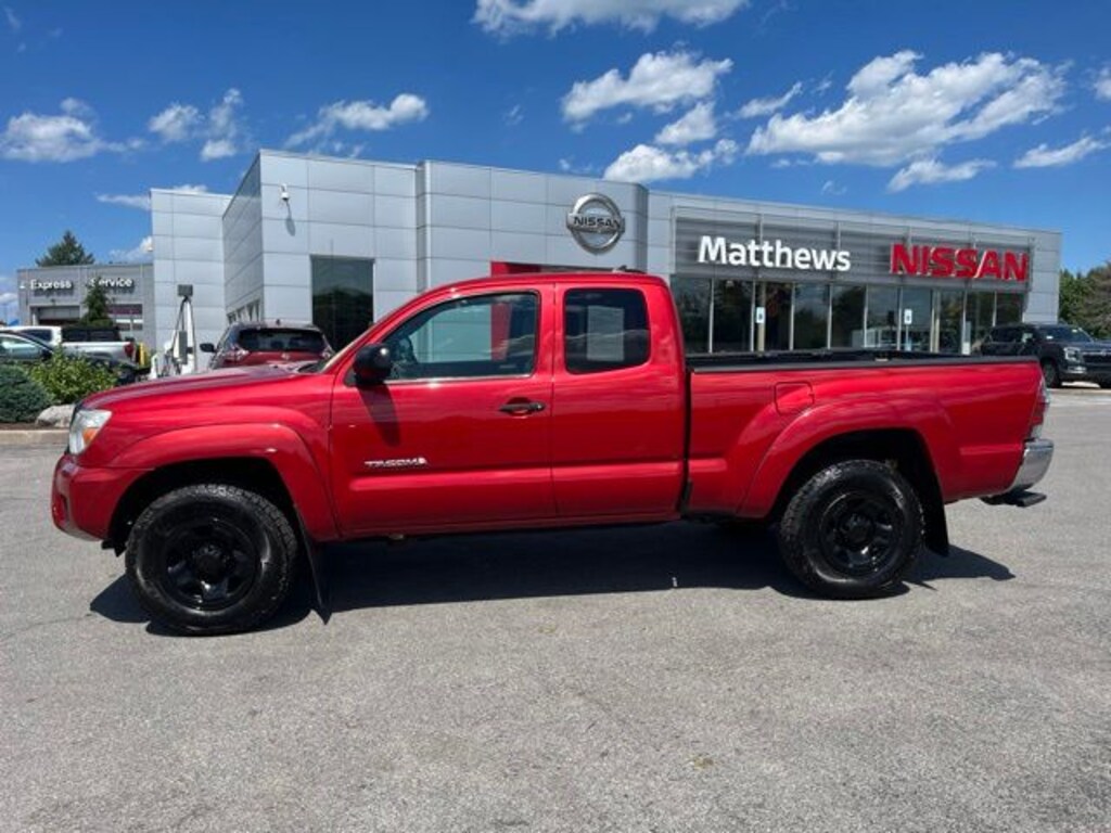 Used 2015 Toyota Tacoma 4x4 V6 Truck Access Cab