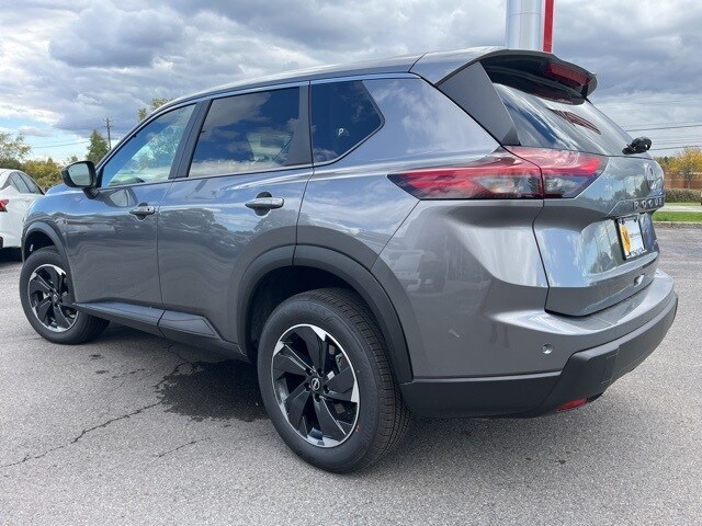 2026 Nissan Rogue SV photo 3