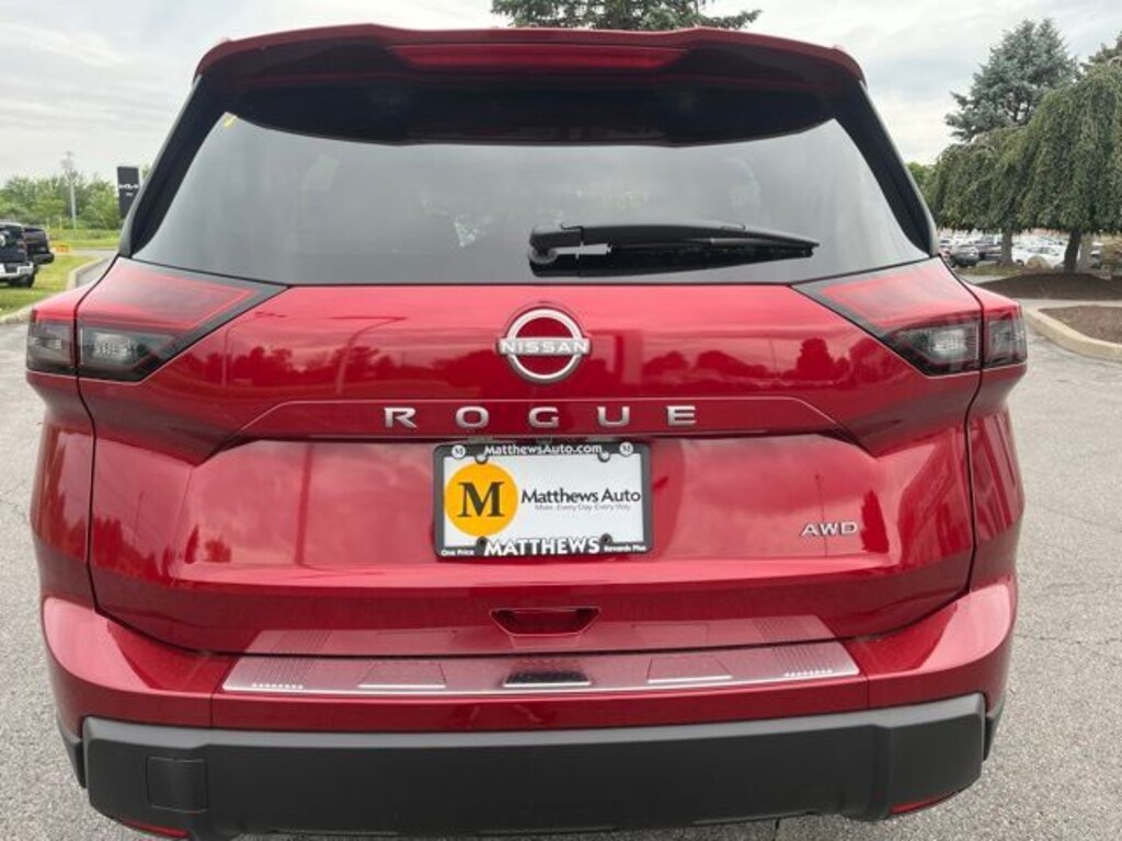 New 2026 Nissan Rogue SV SUV