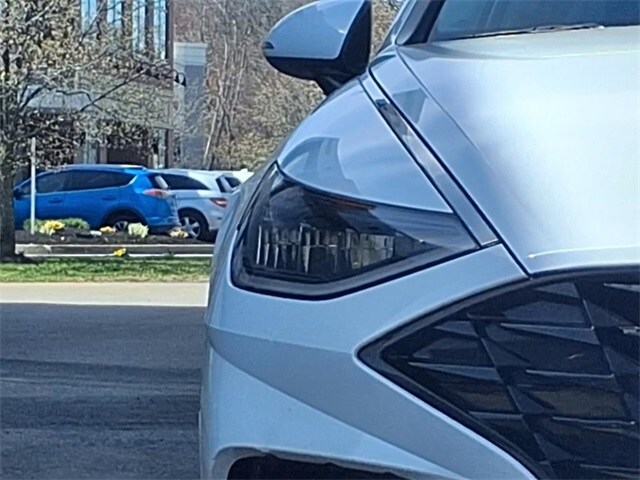 2022 Hyundai Sonata SEL photo 3