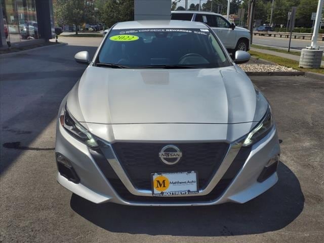 Certified 2022 Nissan Altima SV with VIN 1N4BL4DV2NN308302 for sale in Wellesley, MA