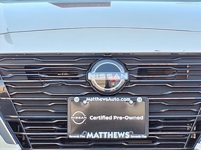 2023 Nissan Altima 2.5 SL photo 3