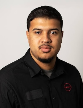 Staff member Mike Reis from ID_66dbf88ea6ad