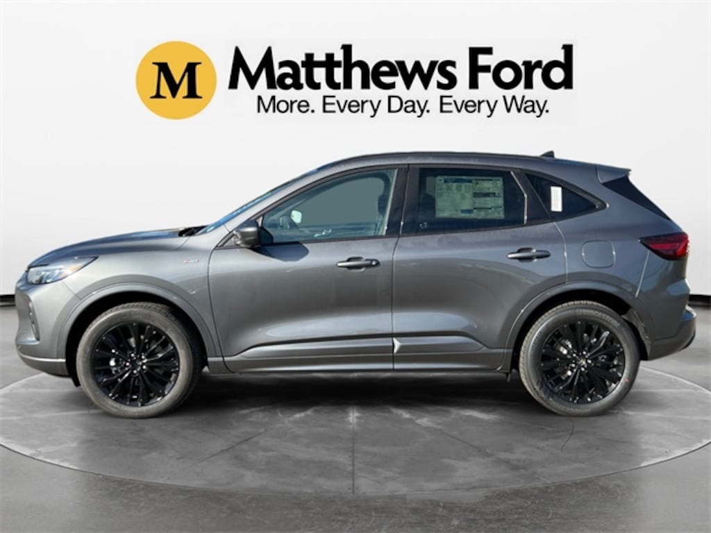 New 2025 Ford Escape ST-Line Elite SUV