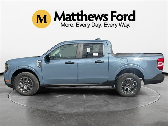 2025 Ford Maverick XLT photo 2
