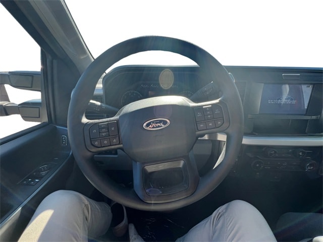 2026 Ford F-350 Super Duty XLT - Photo 12