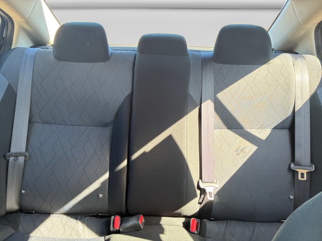 Additional photo of vehicle.