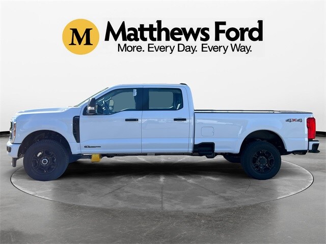 2026 Ford F-250 XL photo 2