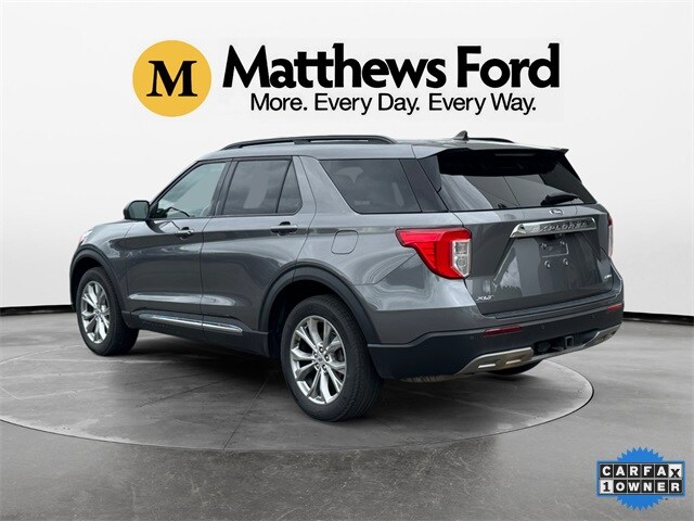 2023 Ford Explorer XLT photo 2