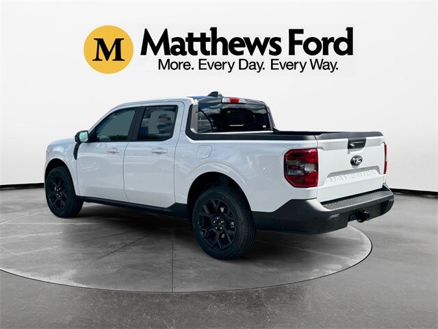 2025 Ford Maverick Lariat photo 2