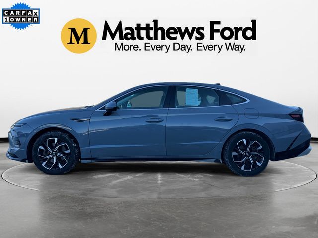 2024 Hyundai Sonata SEL photo 2