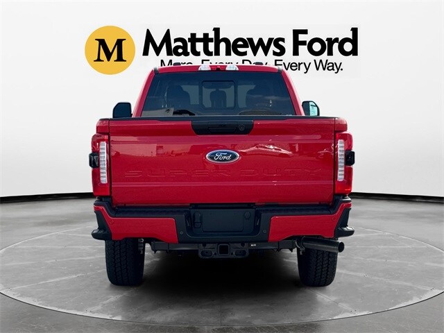 2025 Ford F-250 XL photo 4