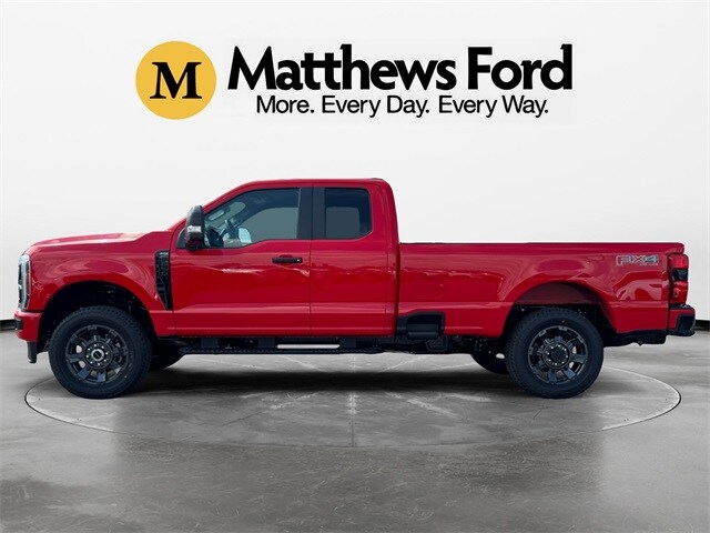 2025 Ford F-250 XL photo 2