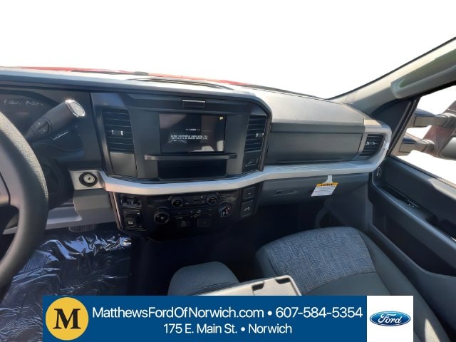 2026 Ford F-350 Super Duty XLT - Photo 11