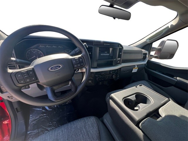 2026 Ford F-350 Super Duty XLT - Photo 10