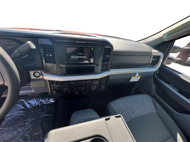 2026 Ford F-350 Super Duty XLT - Photo 11