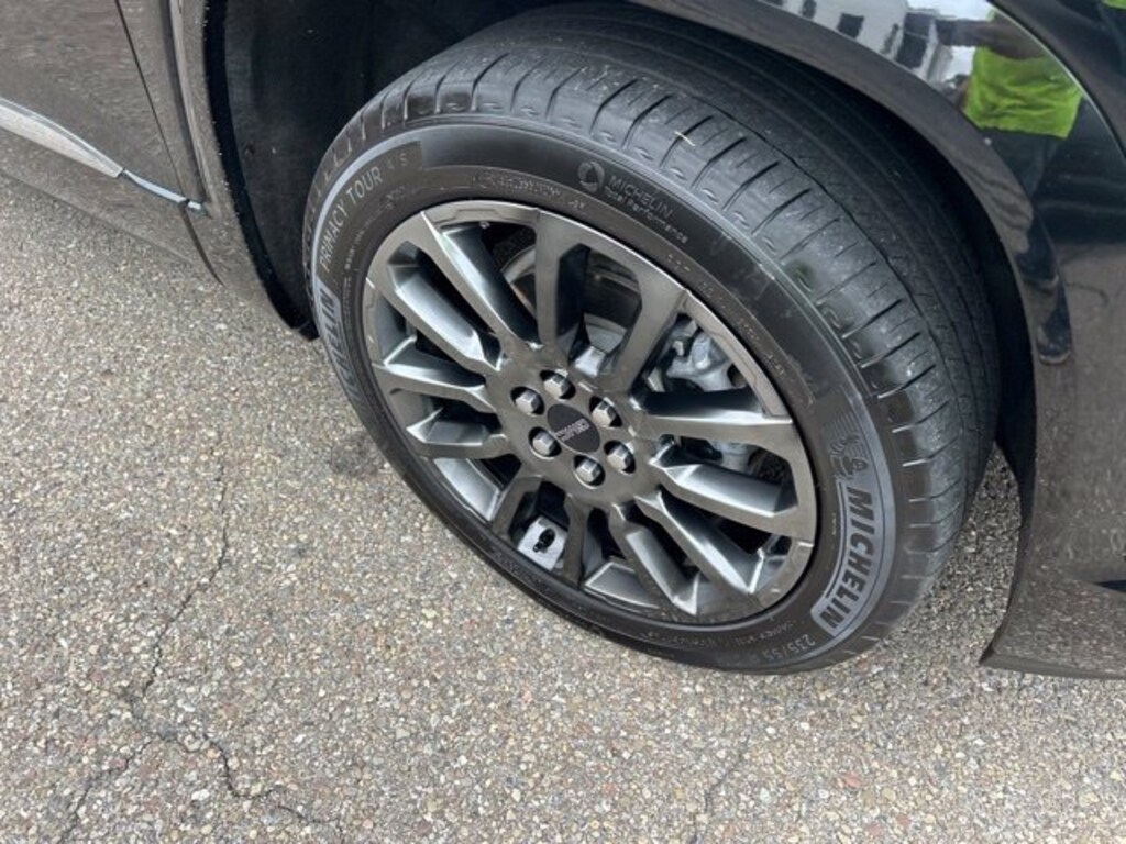 Used 2023 GMC Acadia Denali SUV