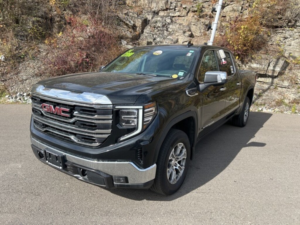 Used 2024 GMC Sierra 1500 SLT Truck Crew Cab