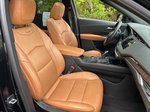 2023 Cadillac XT4 Premium Luxury - Photo 9