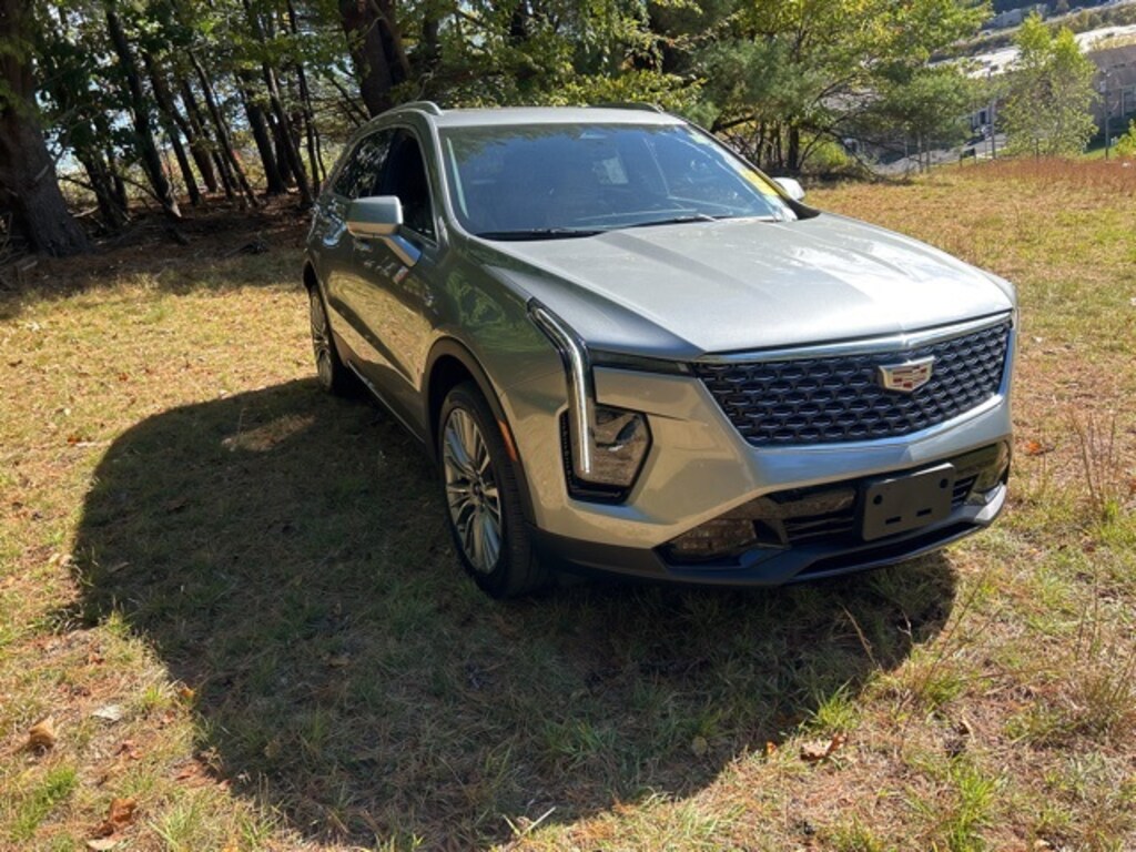 Used 2024 CADILLAC XT4 Premium Luxury SUV