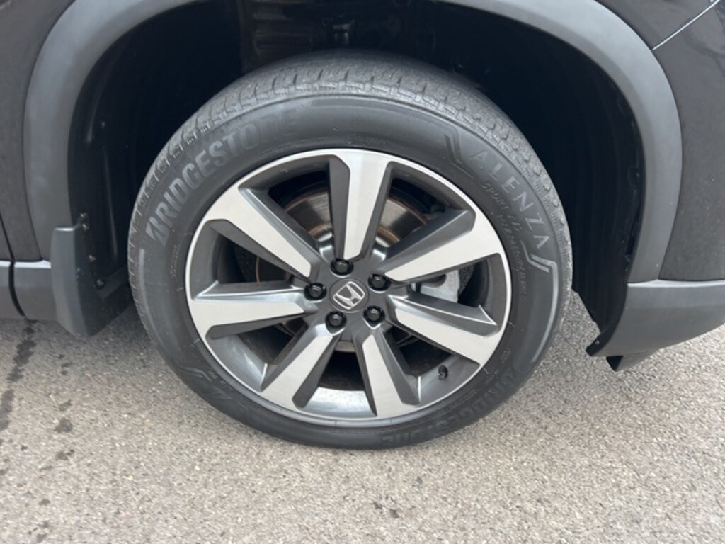 Used 2023 Honda Pilot Touring SUV