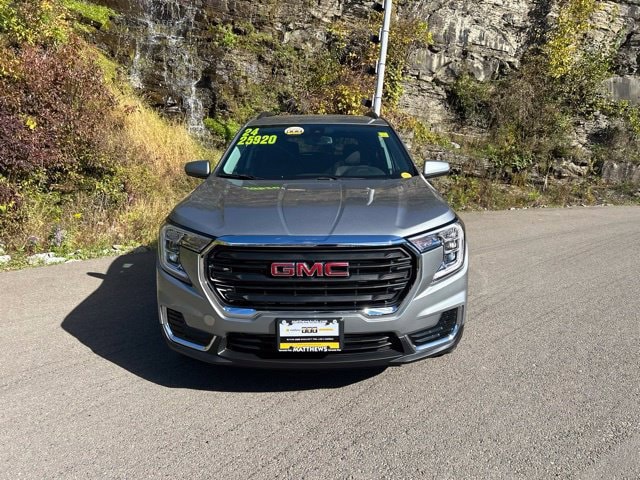 Additional photo of vehicle.